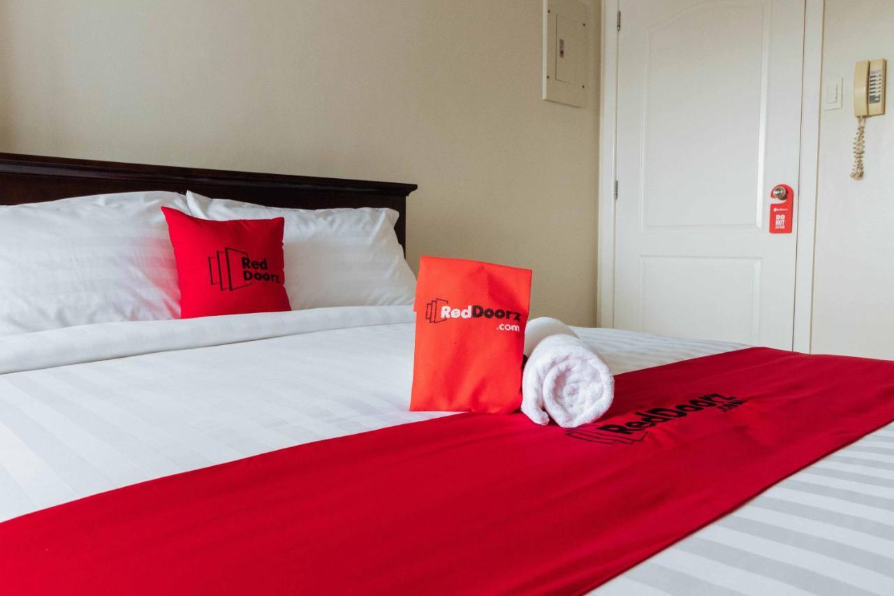 Reddoorz Plus Near Capitol Commons Pasig City Kültér fotó